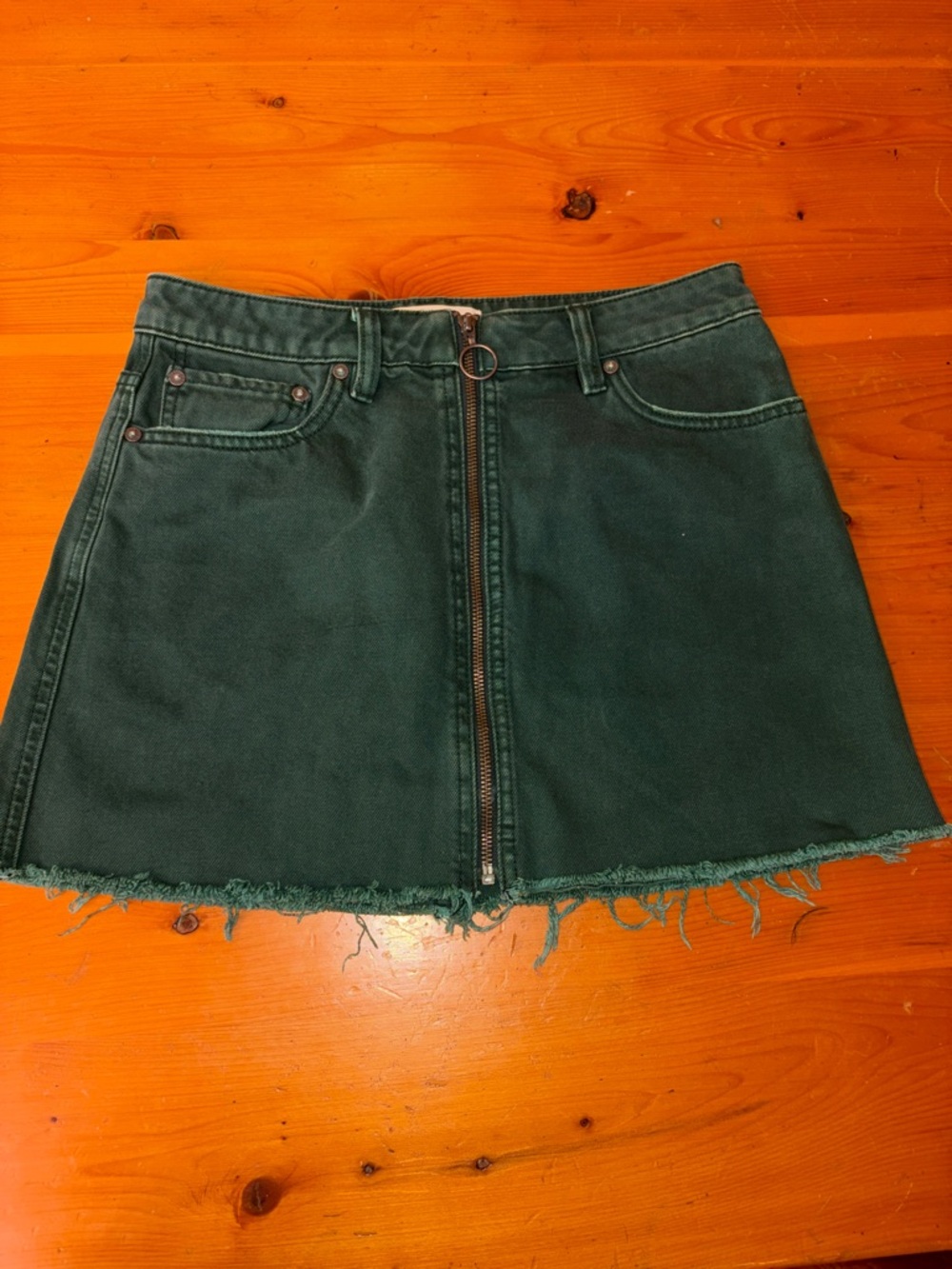 Free People Cotton Green Zip-Front Denim Mini Skirt Size 27 We The Free 14.5x14